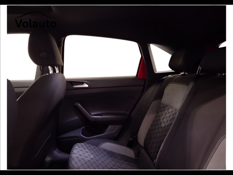 GuidiCar - VOLKSWAGEN Taigo 2022 Taigo 1.0 tsi R-Line 110cv Usato
