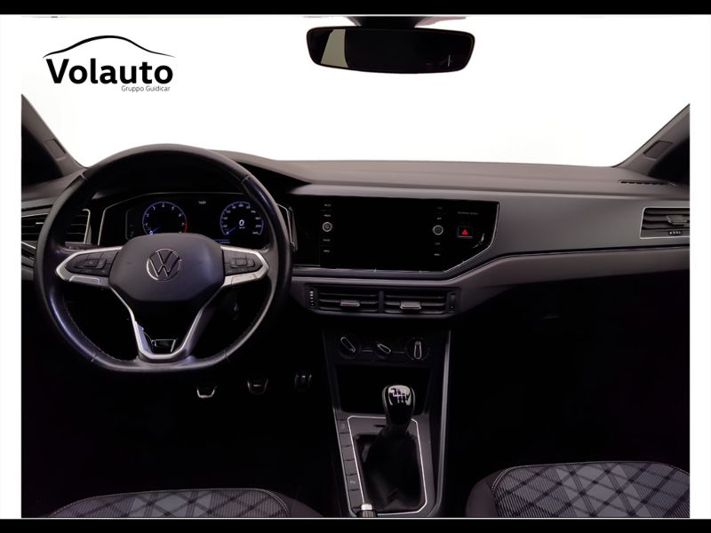 GuidiCar - VOLKSWAGEN Taigo 2022 Taigo 1.0 tsi R-Line 110cv Usato