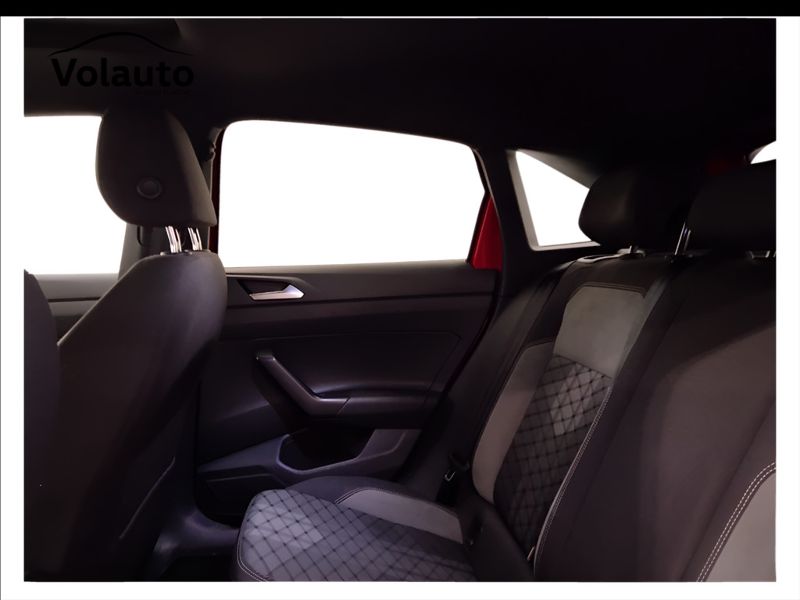 GuidiCar - VOLKSWAGEN Taigo 2022 Taigo 1.0 tsi R-Line 110cv Usato