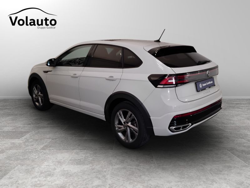 GuidiCar - VOLKSWAGEN Taigo 2022 Taigo 1.0 tsi R-Line 110cv Usato