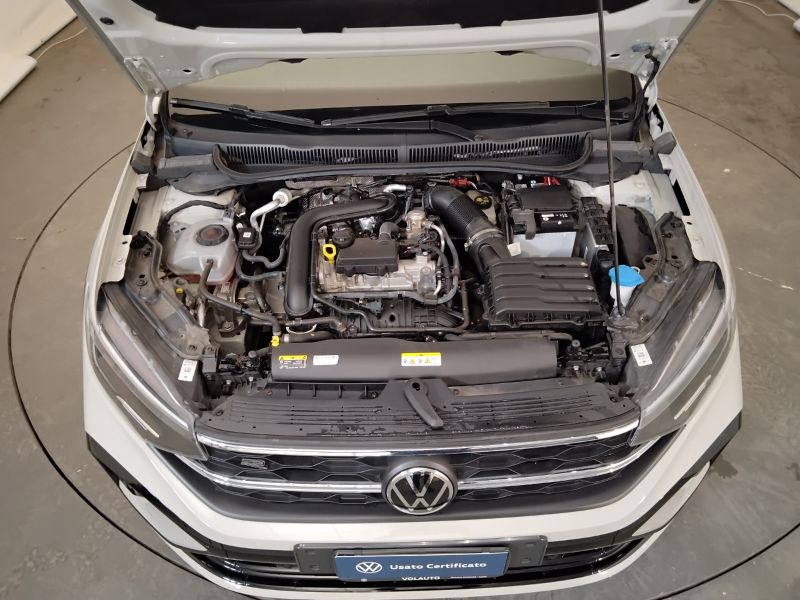 GuidiCar - VOLKSWAGEN Taigo 2022 Taigo 1.0 tsi R-Line 110cv Usato
