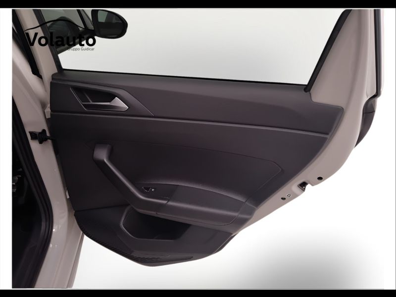 GuidiCar - VOLKSWAGEN Taigo 2022 Taigo 1.0 tsi R-Line 110cv Usato