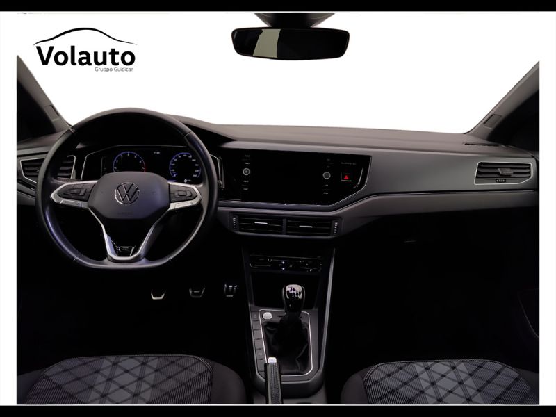 GuidiCar - VOLKSWAGEN Taigo 2022 Taigo 1.0 tsi R-Line 110cv Usato