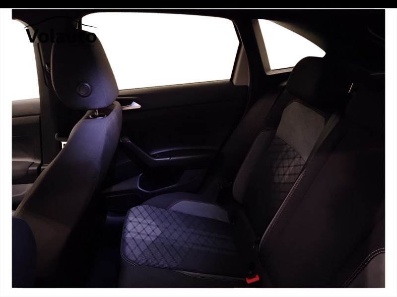 GuidiCar - VOLKSWAGEN Taigo 2022 Taigo 1.0 tsi R-Line 110cv Usato