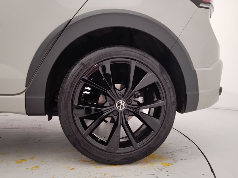 GuidiCar - VOLKSWAGEN Taigo 2022 Taigo 1.0 tsi R-Line 110cv Usato