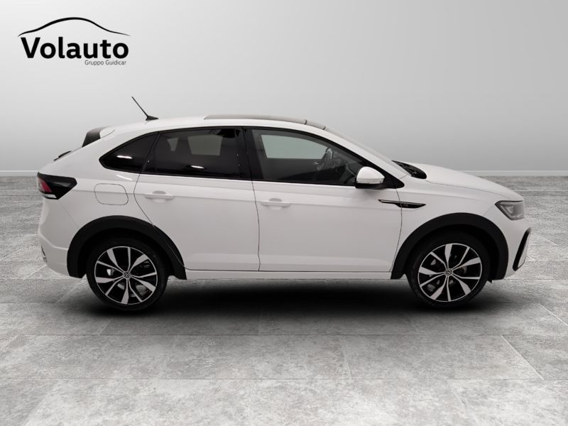 GuidiCar - VOLKSWAGEN Taigo 2022 Taigo 1.0 tsi R-Line 110cv Usato