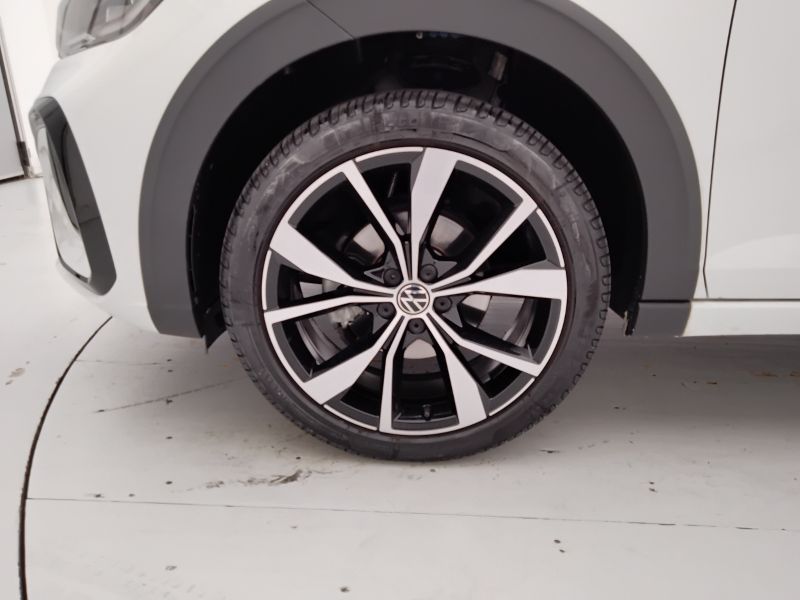 GuidiCar - VOLKSWAGEN Taigo 2022 Taigo 1.0 tsi R-Line 110cv Usato