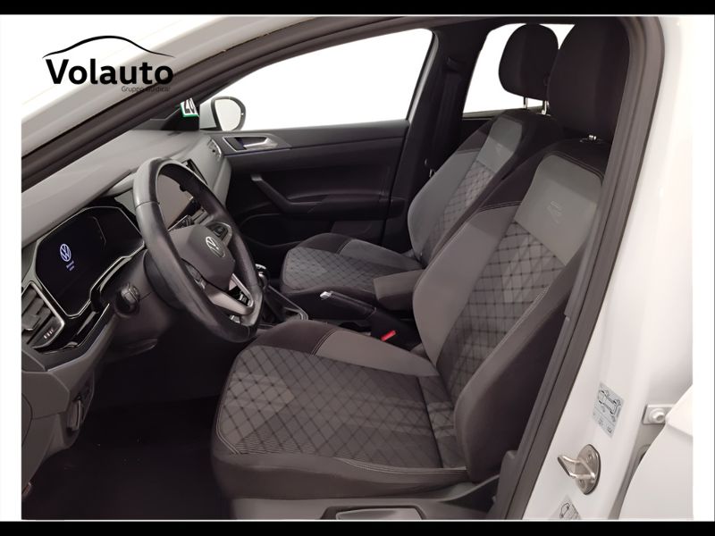 GuidiCar - VOLKSWAGEN Taigo 2022 Taigo 1.0 tsi R-Line 110cv Usato