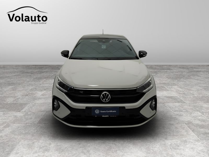 GuidiCar - VOLKSWAGEN Taigo 2022 Taigo 1.0 tsi R-Line 110cv Usato