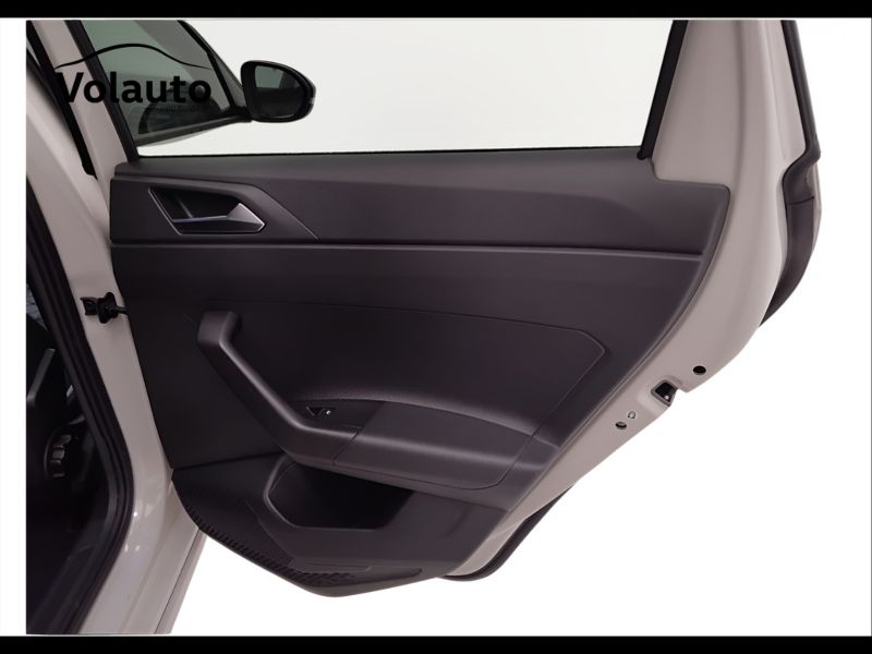 GuidiCar - VOLKSWAGEN Taigo 2022 Taigo 1.0 tsi R-Line 110cv Usato
