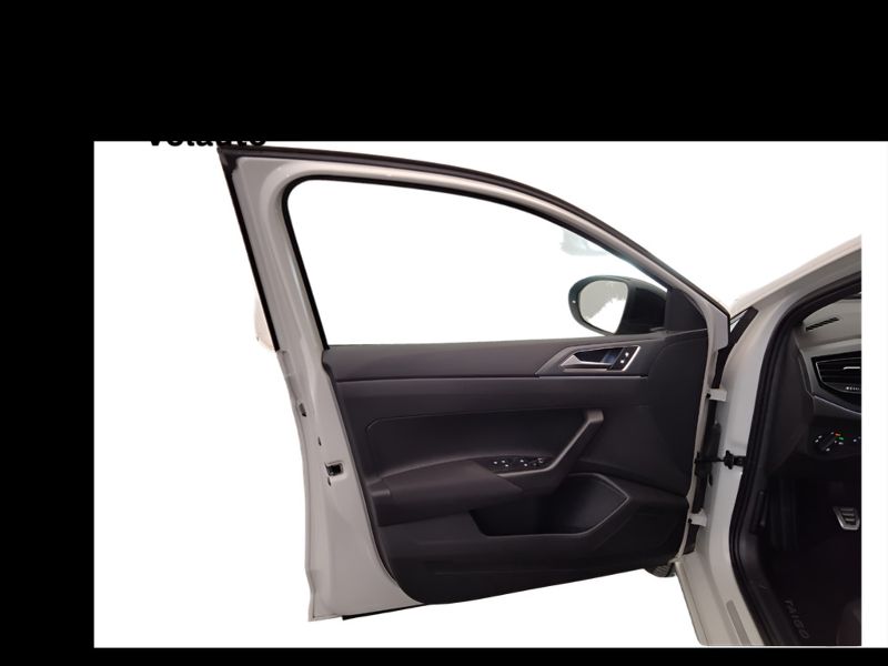 GuidiCar - VOLKSWAGEN Taigo 2022 Taigo 1.0 tsi R-Line 110cv Usato