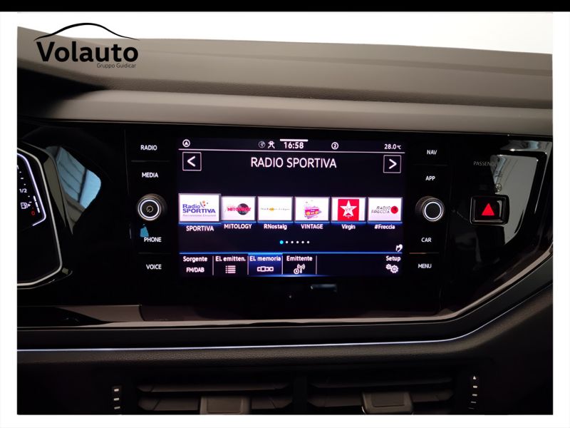GuidiCar - VOLKSWAGEN Taigo 2022 Taigo 1.0 tsi R-Line 110cv Usato