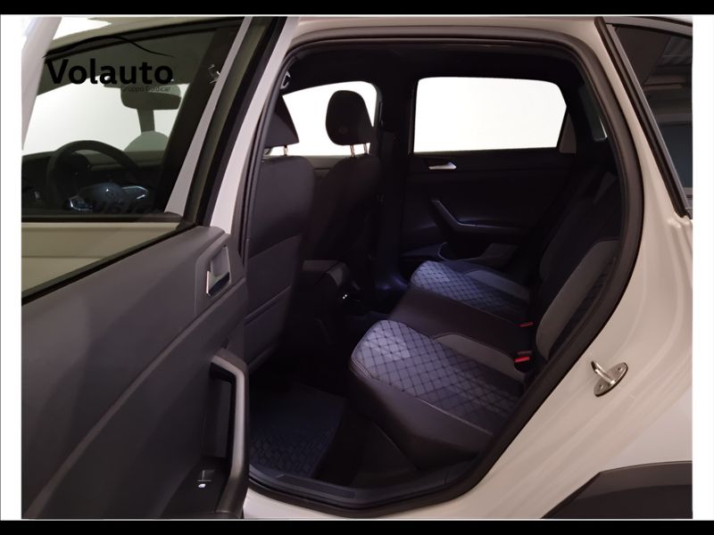 GuidiCar - VOLKSWAGEN Taigo 2022 Taigo 1.0 tsi R-Line 110cv Usato