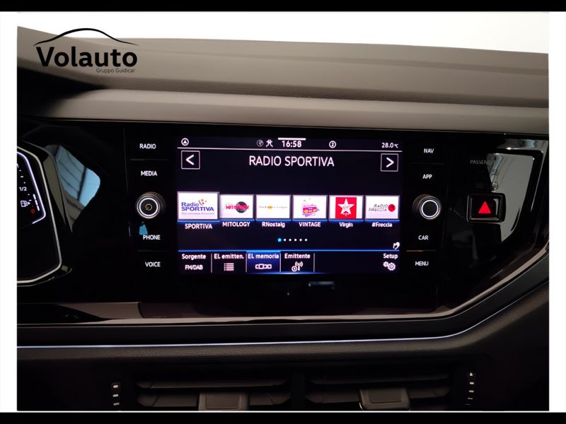 GuidiCar - VOLKSWAGEN Taigo 2022 Taigo 1.0 tsi R-Line 110cv Usato