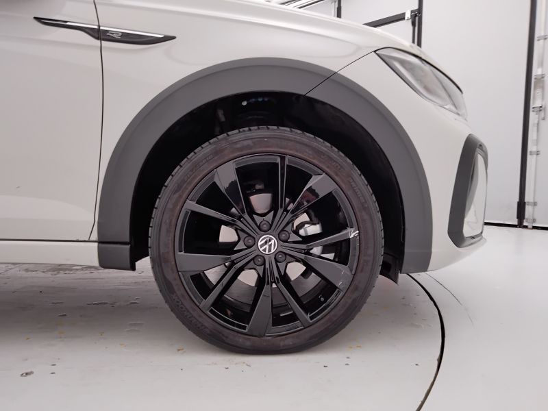 GuidiCar - VOLKSWAGEN Taigo 2022 Taigo 1.0 tsi R-Line 110cv Usato