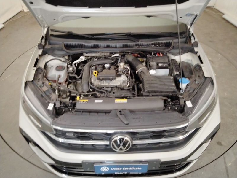 GuidiCar - VOLKSWAGEN Taigo 2022 Taigo 1.0 tsi R-Line 110cv Usato
