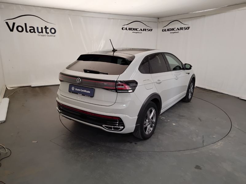 GuidiCar - VOLKSWAGEN Taigo 2022 Taigo 1.0 tsi R-Line 110cv Usato