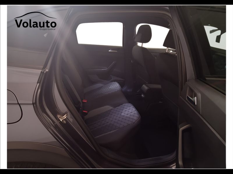 GuidiCar - VOLKSWAGEN Taigo 2022 Taigo 1.5 tsi R-Line 150cv dsg Usato