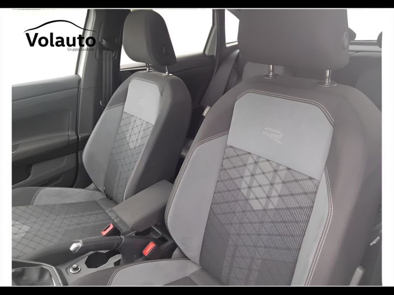 GuidiCar - VOLKSWAGEN Taigo 2022 Taigo 1.5 tsi R-Line 150cv dsg Usato