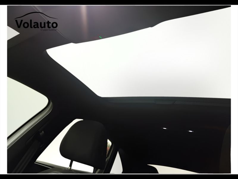 GuidiCar - VOLKSWAGEN Taigo 2022 Taigo 1.5 tsi R-Line 150cv dsg Usato