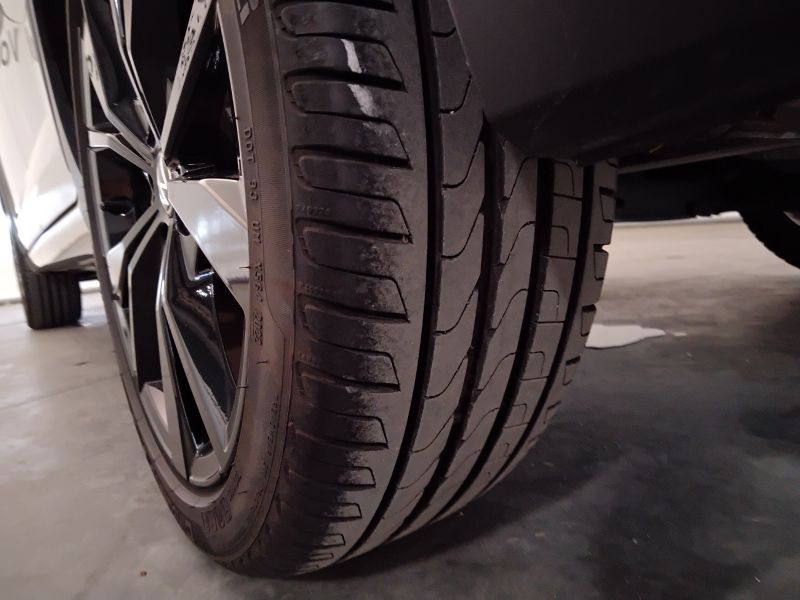 GuidiCar - VOLKSWAGEN Taigo 2022 Taigo 1.5 tsi R-Line 150cv dsg Usato