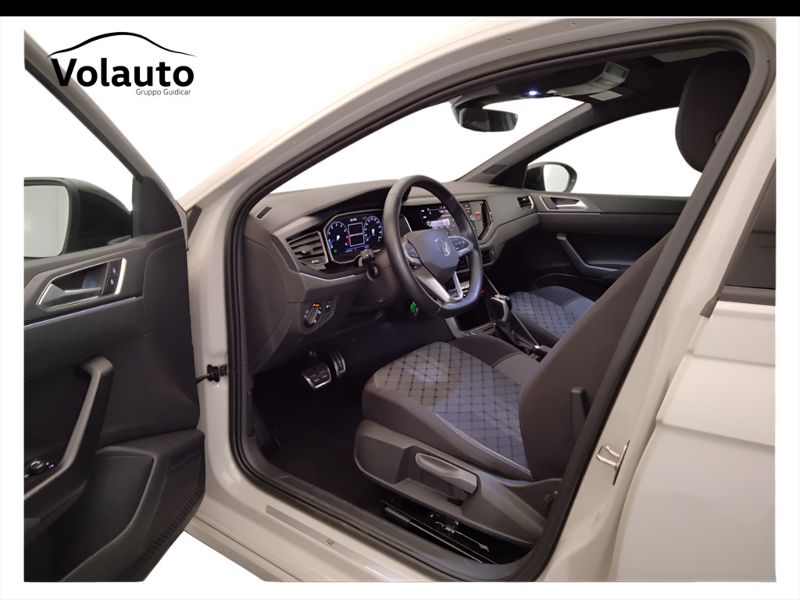 GuidiCar - VOLKSWAGEN Taigo 2022 Taigo 1.5 tsi R-Line 150cv dsg Usato