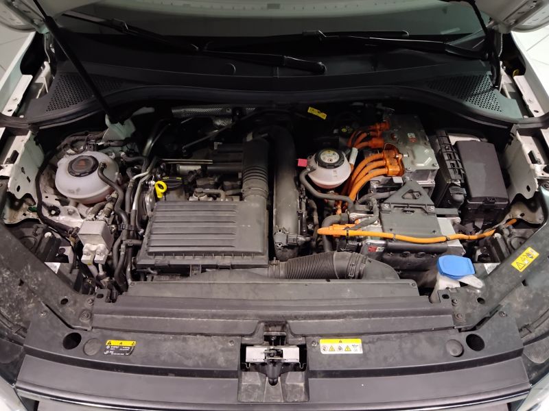 GuidiCar - VOLKSWAGEN Tiguan 2021 Tiguan 1.4 tsi ehybrid Life dsg Usato