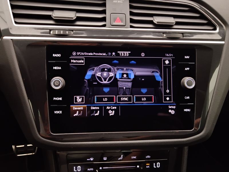 GuidiCar - VOLKSWAGEN Tiguan 2021 Tiguan 1.5 tsi act R-Line 150cv dsg Usato