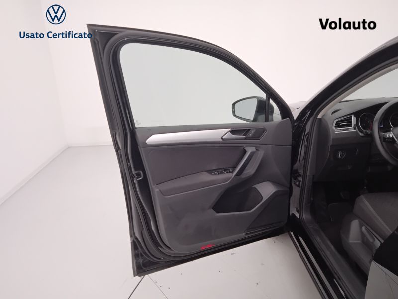 GuidiCar - VOLKSWAGEN Tiguan 2020 Tiguan 1.5 tsi Sport 130cv Usato