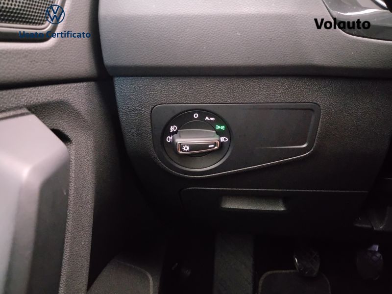 GuidiCar - VOLKSWAGEN Tiguan 2020 Tiguan 1.5 tsi Sport 130cv Usato