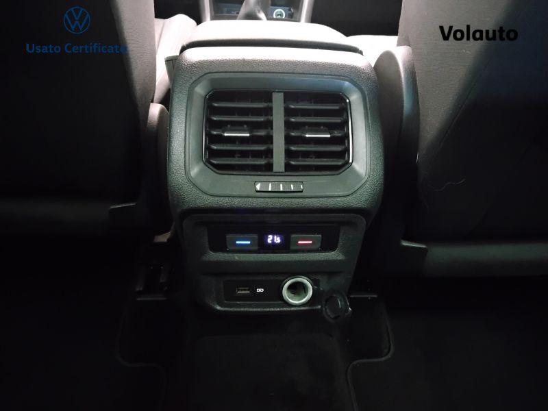 GuidiCar - VOLKSWAGEN Tiguan 2020 Tiguan 1.5 tsi Sport 130cv Usato