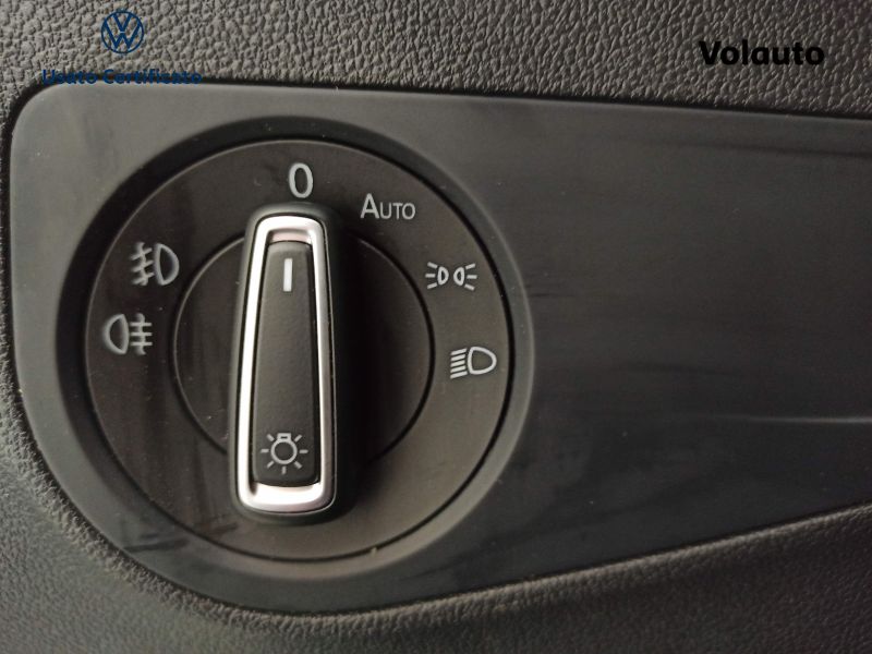 GuidiCar - VOLKSWAGEN Tiguan 2ª serie Tiguan 2ª serie - Tiguan 2.0 TDI SCR DSG Business BlueMotion
