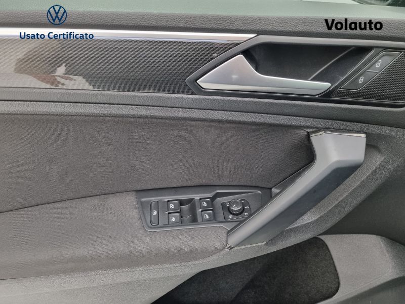 GuidiCar - VOLKSWAGEN Tiguan 2ª serie Tiguan 2ª serie - Tiguan 2.0 TDI SCR Sport BlueMotion Techno