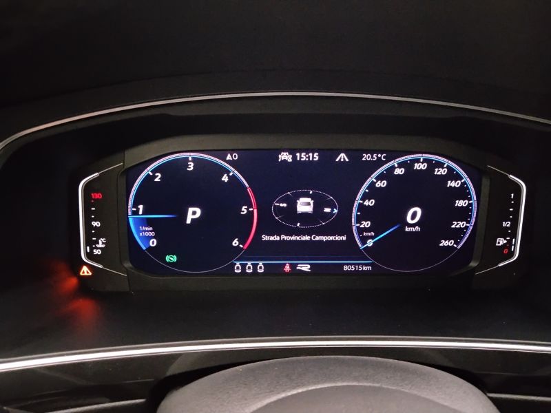 GuidiCar - VOLKSWAGEN Tiguan 2021 Tiguan 2.0 tdi scr R-Line 4motion 150cv dsg Usato