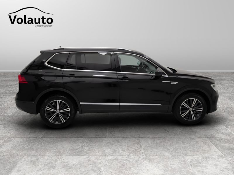 GuidiCar - VOLKSWAGEN Tiguan 2021 Tiguan Allspace 1.5 tsi Business 150cv 7p.ti dsg Usato