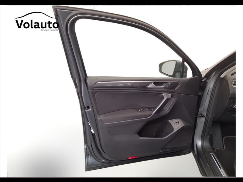 GuidiCar - VOLKSWAGEN Tiguan 2021 Tiguan Allspace 2.0 tdi Business 150cv 7p.ti dsg Usato
