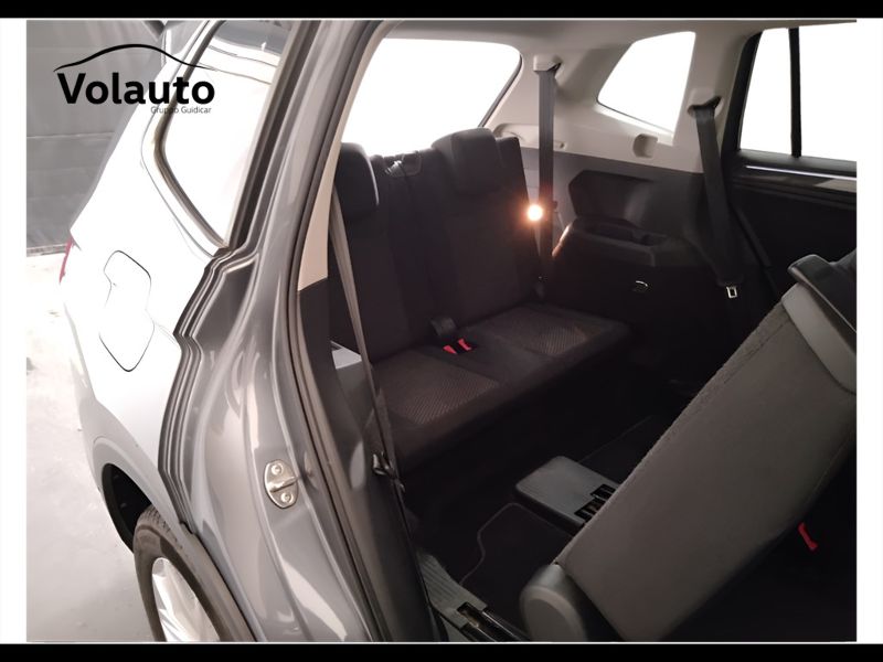 GuidiCar - VOLKSWAGEN Tiguan 2021 Tiguan Allspace 2.0 tdi Business 150cv 7p.ti dsg Usato
