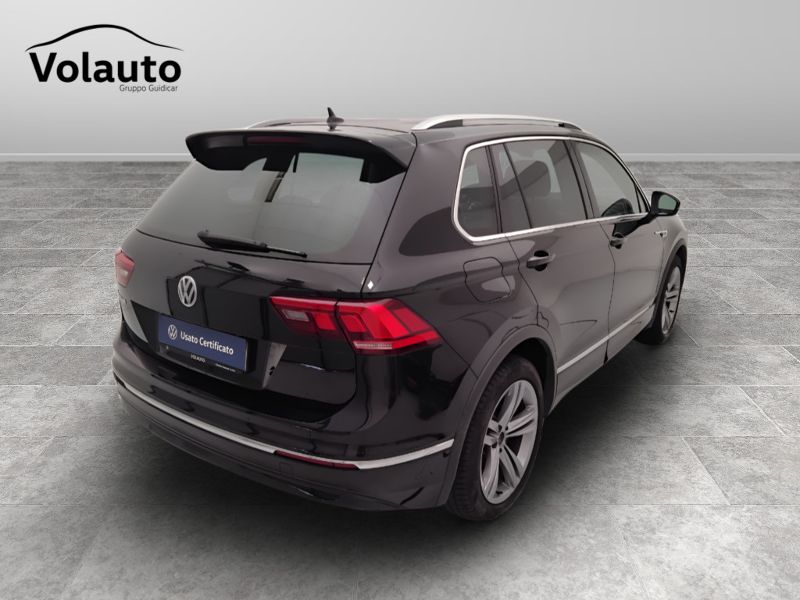 GuidiCar - VOLKSWAGEN Tiguan 2020 Tiguan 1.5 tsi Sport 130cv Usato