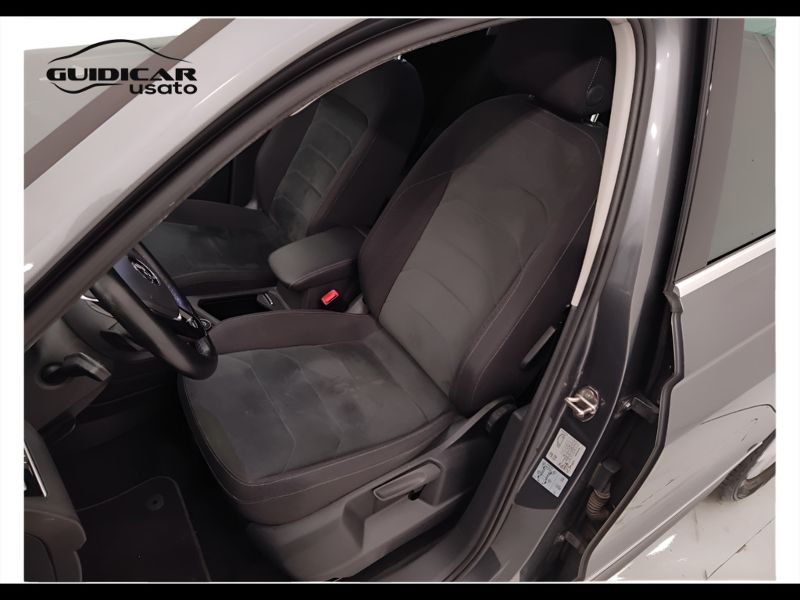GuidiCar - VOLKSWAGEN Tiguan 2019 Tiguan 2.0 tdi Advanced 4motion 150cv dsg Usato