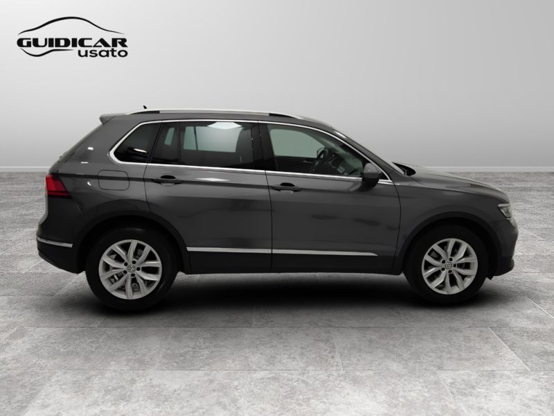 GuidiCar - VOLKSWAGEN Tiguan 2019 Tiguan 2.0 tdi Advanced 4motion 150cv dsg Usato