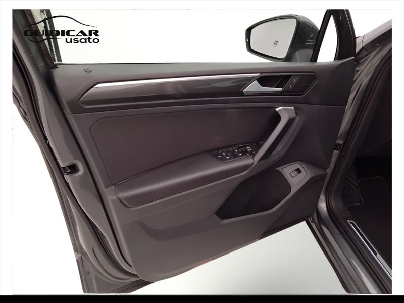 GuidiCar - VOLKSWAGEN Tiguan 2019 Tiguan 2.0 tdi Advanced 4motion 150cv dsg Usato