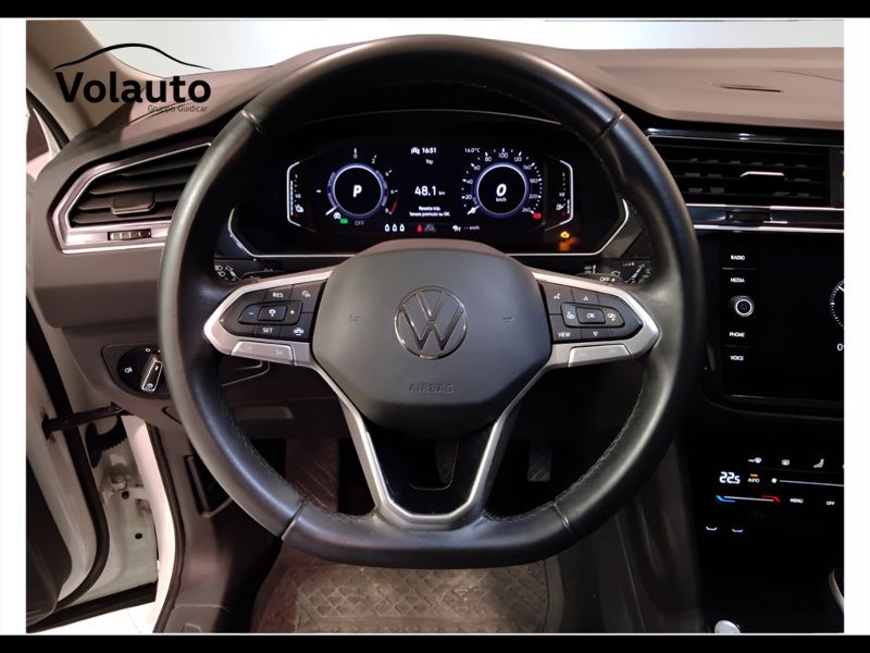 GuidiCar - VOLKSWAGEN Tiguan 2021 Tiguan 1.4 tsi ehybrid Life dsg Usato