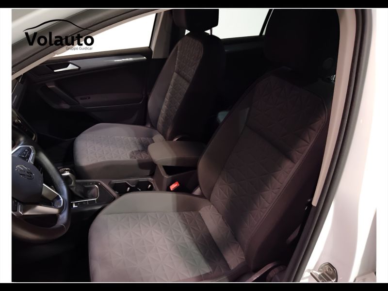 GuidiCar - VOLKSWAGEN Tiguan 2021 Tiguan 1.4 tsi ehybrid Life dsg Usato