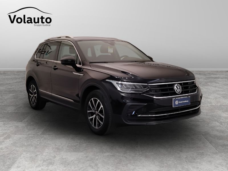 GuidiCar - VOLKSWAGEN Tiguan 2020 Tiguan 1.5 tsi act Life 150cv Usato