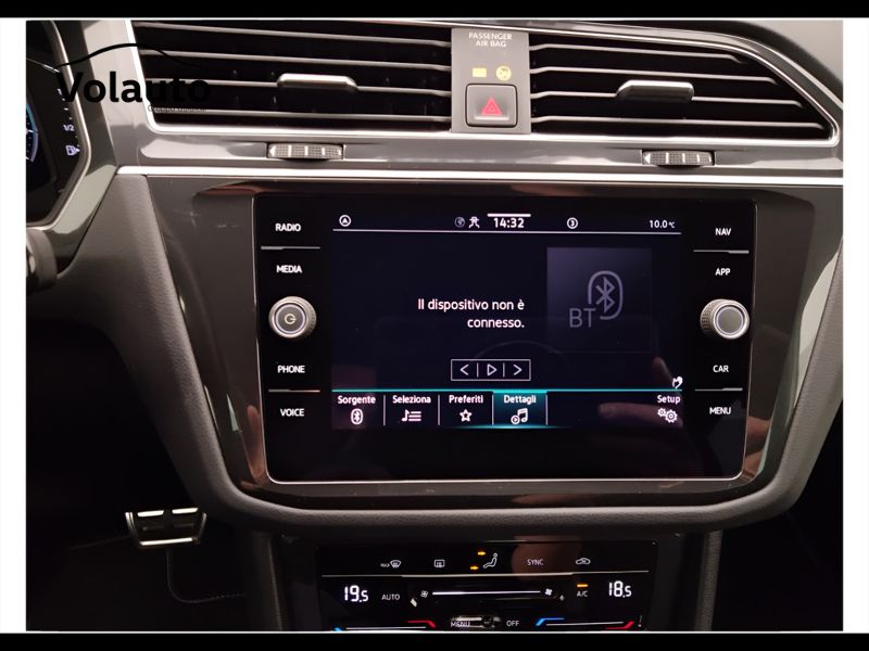 GuidiCar - VOLKSWAGEN Tiguan 2021 Tiguan 1.5 tsi act R-Line 150cv dsg Usato
