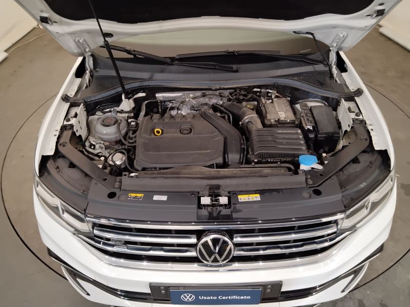 GuidiCar - VOLKSWAGEN Tiguan 2021 Tiguan 1.5 tsi act R-Line 150cv dsg Usato