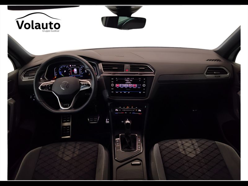 GuidiCar - VOLKSWAGEN Tiguan 2021 Tiguan 1.5 tsi act R-Line 150cv dsg Usato