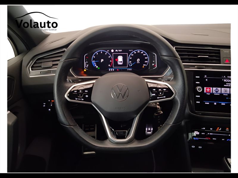 GuidiCar - VOLKSWAGEN Tiguan 2021 Tiguan 1.5 tsi act R-Line 150cv dsg Usato