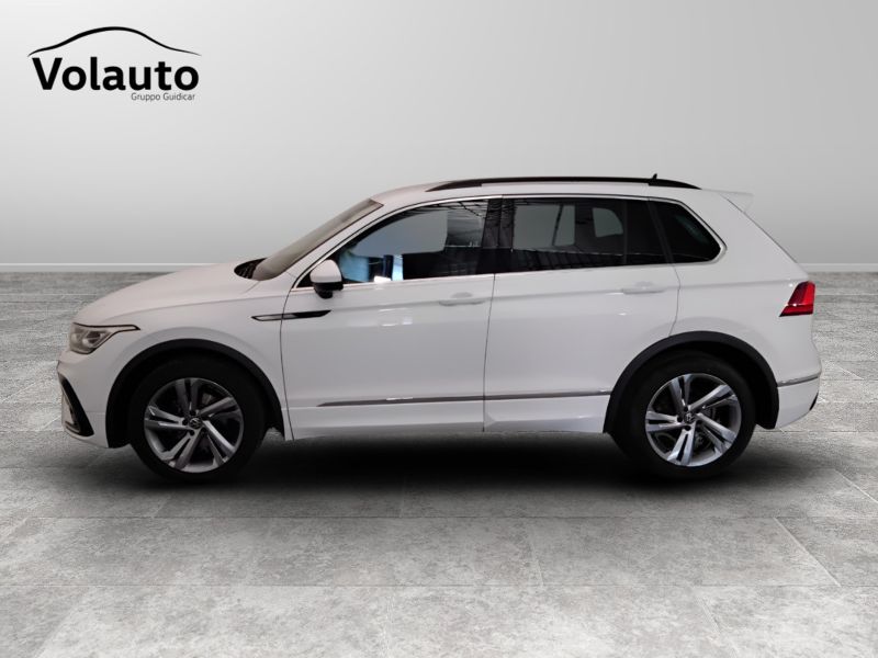 GuidiCar - VOLKSWAGEN Tiguan 2021 Tiguan 1.5 tsi act R-Line 150cv dsg Usato