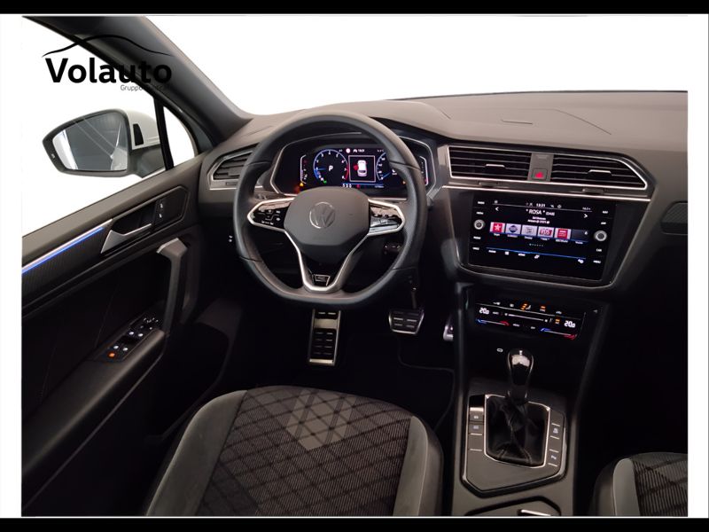 GuidiCar - VOLKSWAGEN Tiguan 2021 Tiguan 1.5 tsi act R-Line 150cv dsg Usato